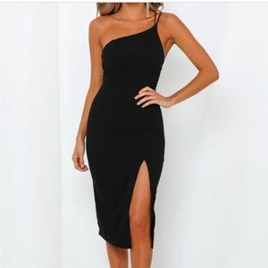 HELLO MOLLY Taking It Back Dress Black